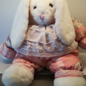 Vtg. 1990 Plush Creations 22" Pastel Stuffed Plush Rabbit with Lace Apron